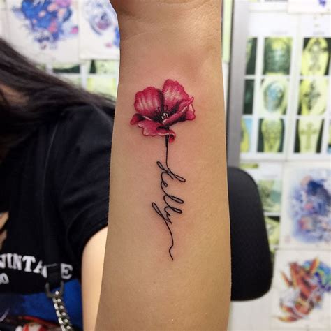 tatuajes de flores con nombres